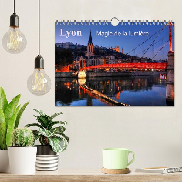 Produktbild: Lyon Magie de la lumi&egrave;re (Calendrier mural 2026 DIN A4 vertical), CALVENDO calendrier mensuel