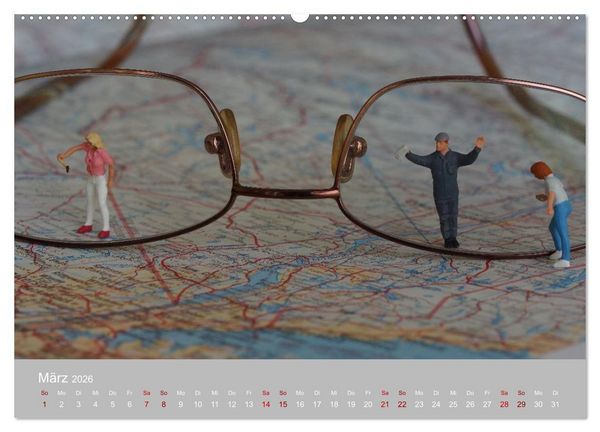 Produktbild: Das zweite Leben von Miniatur-Figuren (Wandkalender 2026 DIN A2 quer), CALVENDO Monatskalender
