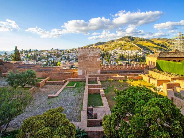 Produktbild: CALVENDO Puzzle Sch&ouml;ner Panoramablick von der Alhambra | 1000 Teile Lege-Gr&ouml;&szlig;e 64x48cm Foto-Puzzle f&uuml;r gl&uuml;ckliche Stunden