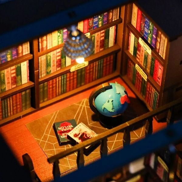 Produktbild: FiguredArt M2314 - DIY Book Nook, Soul Bookstore, B&uuml;cherei der Seele, Puzzle, 62 Teile, Miniatur-Diorama