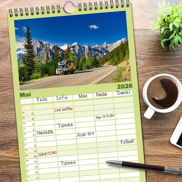 Produktbild: Familienplaner 2026 - Moraine Lake, Alberta/ Kanada mit 5 Spalten (Wandkalender, 21 x 45 cm) CALVENDO
