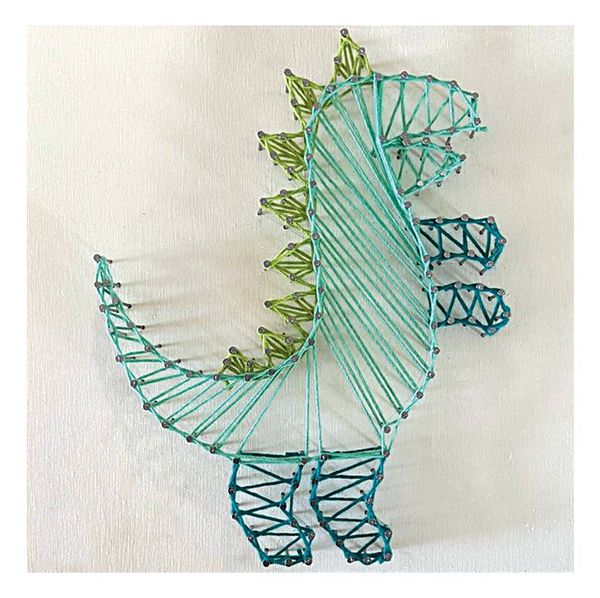 Produktbild: PEBARO NB3 - Nagelbild Dinosaurier, Fadenbild 20x20cm, String Art Bastelset inkl. N&auml;gel
