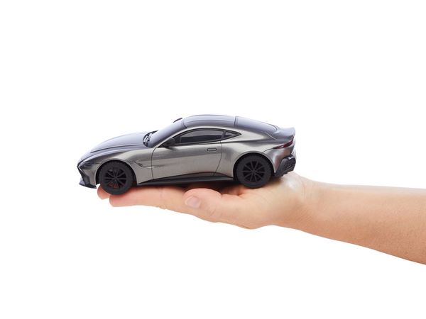 Produktbild: Revell Control 24658 Aston Martin Vantage 1:24 RC Einsteiger Modellauto Elektro Stra&szlig;enmodell