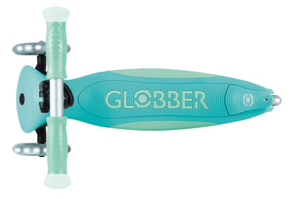 Produktbild: GLOBBER ELITE GLOW LIGHTS dunkelmint, mit Leuchtrollen und Glow-Effekt