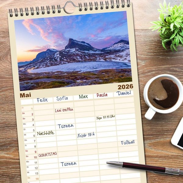 Produktbild: Familienplaner 2026 - Vom S&uuml;dkap zum Nordkap mit 5 Spalten (Wandkalender, 21 x 45 cm) CALVENDO