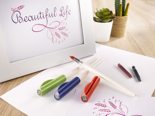 Produktbild: PILOT F&uuml;ller Kalligraphie Parallel Pen 2,4 mm