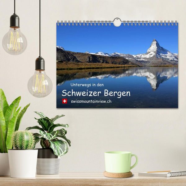 Produktbild: Unterwegs in den Schweizer Bergen - swissmountainview.ch (Wandkalender 2026 DIN A4 quer), CALVENDO Monatskalender