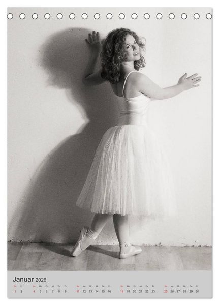 Produktbild: Ballerina (Tischkalender 2026 DIN A5 hoch), CALVENDO Monatskalender