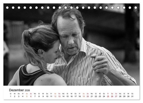 Produktbild: Tango Argentino - Paare beim Tanz auf &ouml;ffentlichen Pl&auml;tzen (Tischkalender 2026 DIN A5 quer), CALVENDO Monatskalender