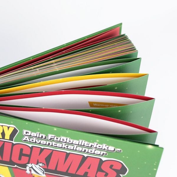 Produktbild: Merry Kickmas &ndash; Dein Fu&szlig;balltricks-Adventskalender