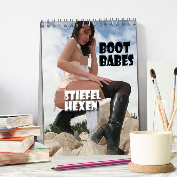 Produktbild: Boot Babes Stiefel Hexen (Tischkalender 2027 DIN A5 hoch), CALVENDO Monatskalender