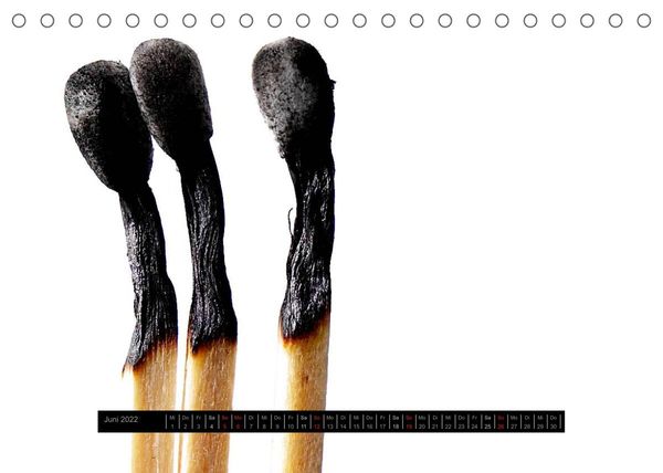 Produktbild: Streichh&ouml;lzer - Fireworks (Tischkalender 2022 DIN A5 quer)