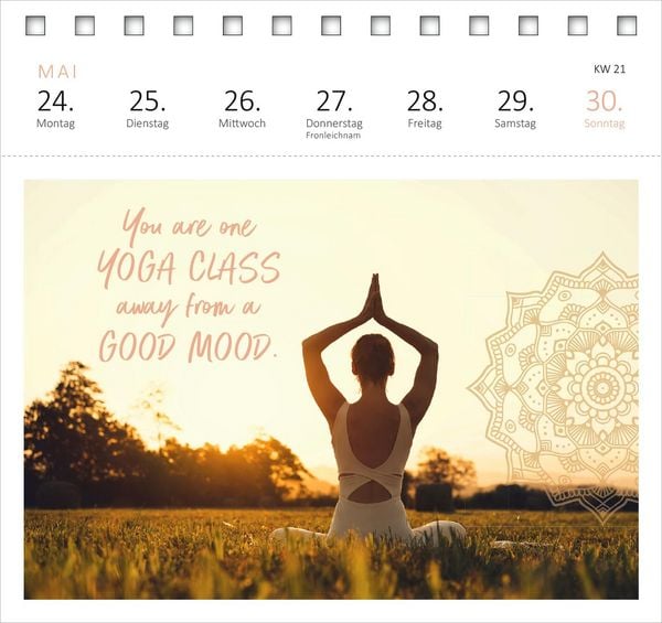 Produktbild: Postkartenkalender Yogagl&uuml;ck f&uuml;r jeden Tag 2027