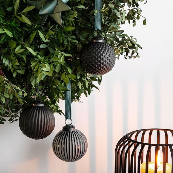 Produktbild: Villeroy & Boch Black Xmas Glas-Weihnachtskugeln 3tlg.