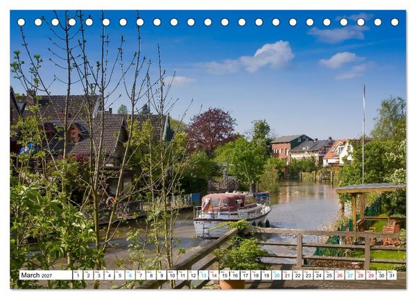 Produktbild: Germany&rsquo;s apple orchards near Hamburg (Desk Calendar 2027 DIN A5 landscape), CALVENDO 12 Month DeskCalendar