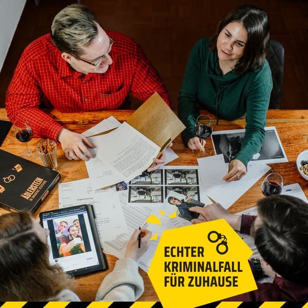 Produktbild: Krimi-Spielebox: Detective Stories - Das Feuer in Adlerstein (Fall 1)