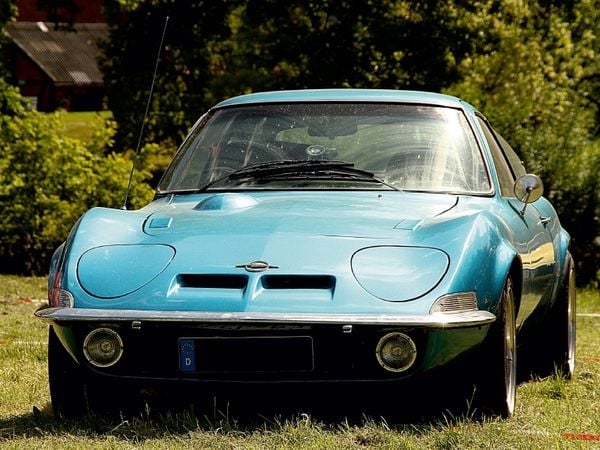 Produktbild: CALVENDO Puzzle Opel GT | 1000 Teile Lege-Gr&ouml;&szlig;e 64x48cm Foto-Puzzle f&uuml;r gl&uuml;ckliche Stunden