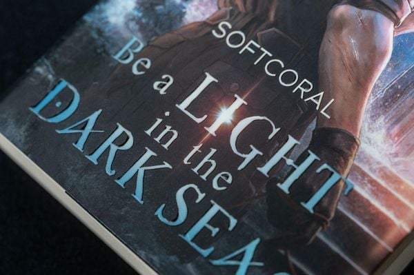 Produktbild: Be a Light in the Dark Sea 2