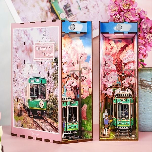 Produktbild: Book Nook DIY B&uuml;cherecke Sakura's Travel