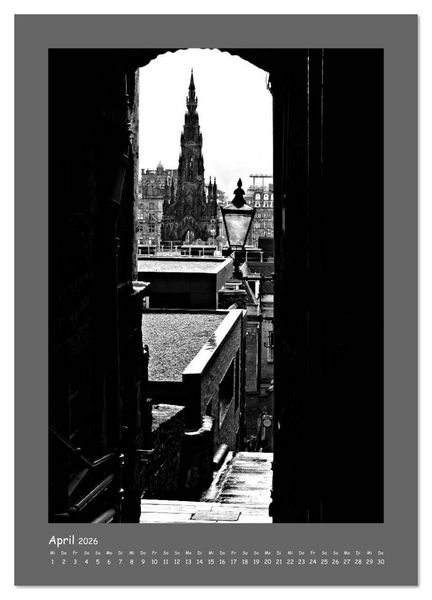Produktbild: Edinburgh in schwarzwei&szlig; (hochwertiger Premium Wandkalender 2026 DIN A2 hoch), Kunstdruck in Hochglanz