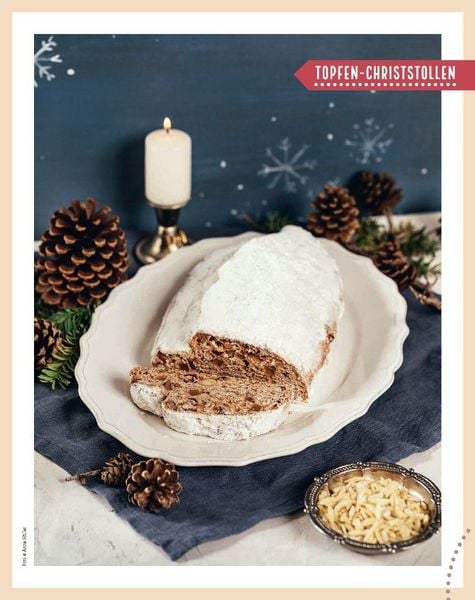 Produktbild: B&auml;uerinnen backen traditionelles Festgeb&auml;ck