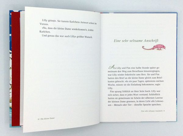 Die kleine Dame feiert Weihnachten