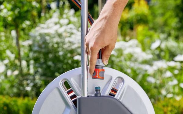 Produktbild: GARDENA 18550-20 CleverRoll L Easy Metall Schlauchwagen 1 St. Silber
