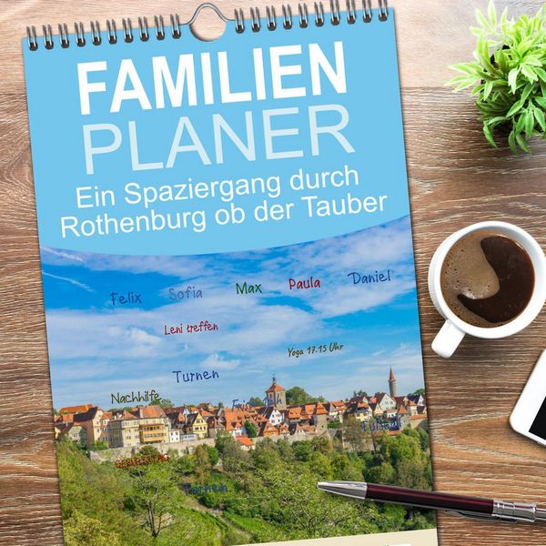 Produktbild: Familienplaner 2026 - Ein Spaziergang durch Rothenburg ob der Tauber mit 5 Spalten (Wandkalender, 21 x 45 cm) CALVENDO