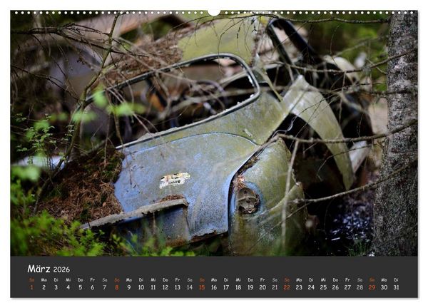 Produktbild: BILKYRKOG&Aring;RDEN Der Autofriedhof im Kyrk&ouml; Mosse (Wandkalender 2026 DIN A2 quer), CALVENDO Monatskalender