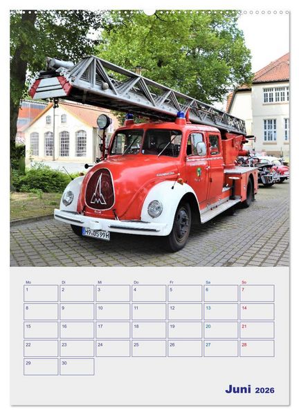 Produktbild: FEUERWEHR-Legende (Wandkalender 2026 DIN A2 hoch), CALVENDO Monatskalender