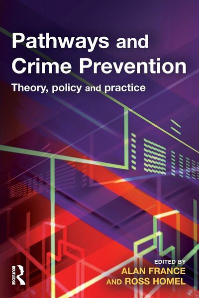 Produktbild: Pathways and Crime Prevention