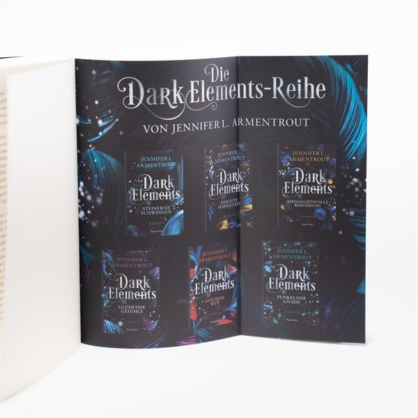 Produktbild: Dark Elements 4 - Gl&uuml;hende Gef&uuml;hle