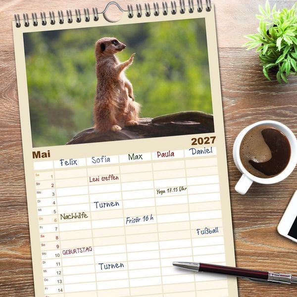 Produktbild: Familienplaner 2027 - Erdm&auml;nnchen mit 5 Spalten (Wandkalender, 21 x 45 cm) CALVENDO