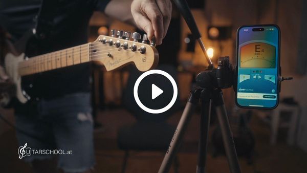 Produktbild: E-Gitarre Lernen f&uuml;r Anf&auml;nger - Das E-Gitarrenbuch f&uuml;r Erwachsene inkl. Online Videokurs, Noten + Tabs