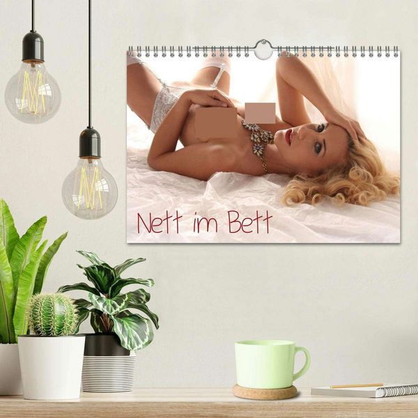 Produktbild: Nett im Bett (Wandkalender 2026 DIN A4 quer), CALVENDO Monatskalender
