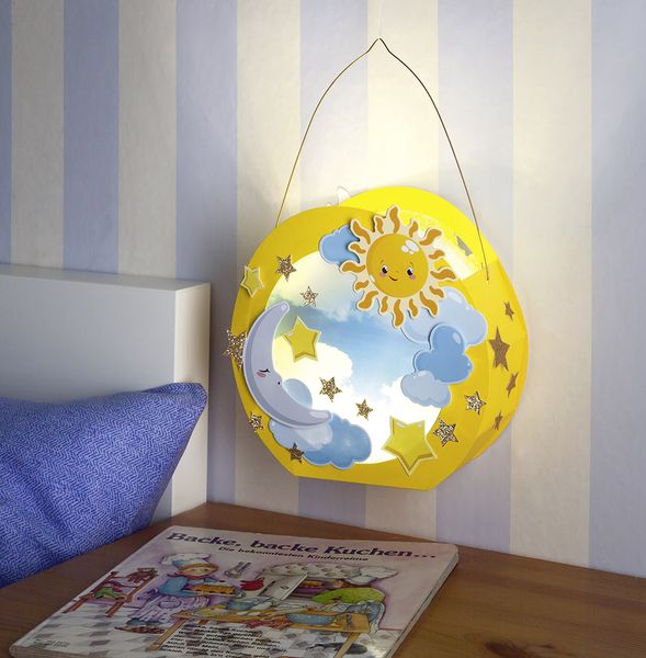 Produktbild: Folia Laternen-Bastelset aus Papier, SONNE, MOND & STERNE inkl. Deko-Licht