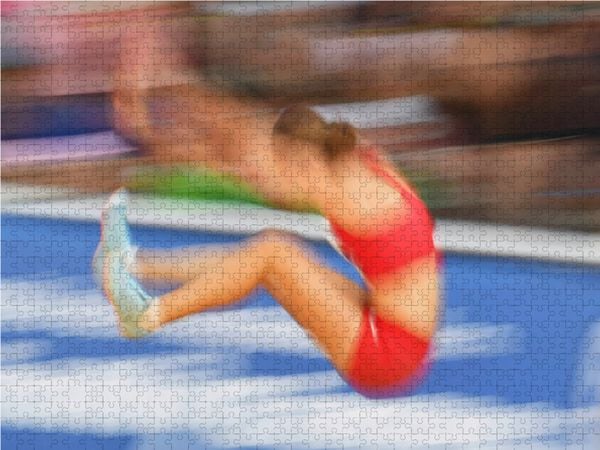Produktbild: CALVENDO Puzzle Leichtathletik Wettkampf: Momentaufnahme aus dem Weitsprung | 1000 Teile Lege-Gr&ouml;&szlig;e 64x48cm Foto-Puzzle f&uuml;r gl&uuml;ckliche Stunden