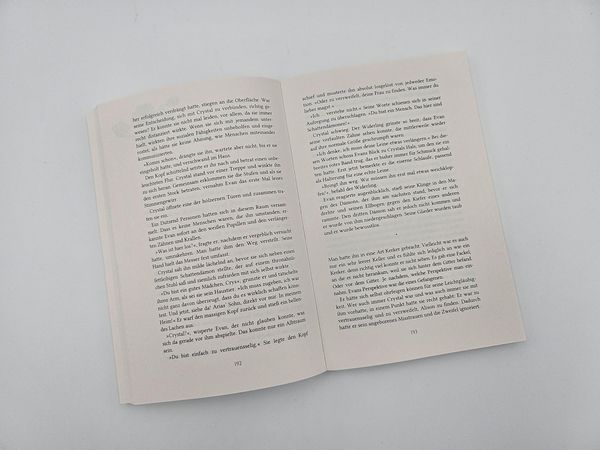 Produktbild: Ein K&auml;fig aus Rache und Blut
