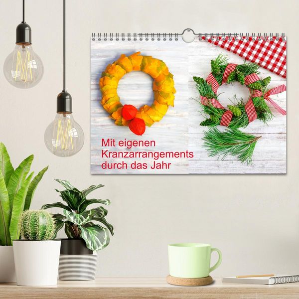Produktbild: Mit eigenen Kranzarrangements durch das Jahr (Wandkalender 2026 DIN A4 quer), CALVENDO Monatskalender