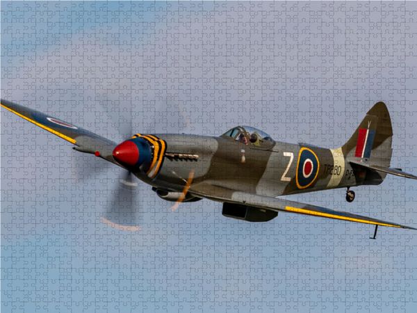Produktbild: CALVENDO Puzzle Supermarine Spitfire FR Mk.XVIIIe, Hangar 10 Collection | 1000 Teile Lege-Gr&ouml;&szlig;e 64x48cm Foto-Puzzle f&uuml;r gl&uuml;ckliche Stunden