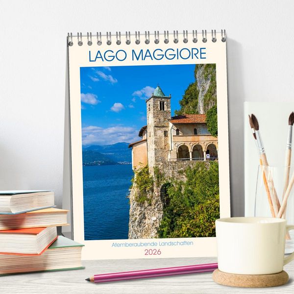 Produktbild: Lago Maggiore - Atemberaubende Landschaften (Tischkalender 2026 DIN A5 hoch), CALVENDO Monatskalender