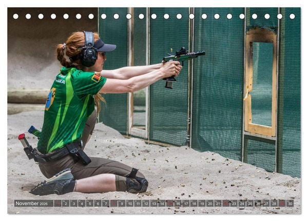 Produktbild: IPSC - Dynamischer Schie&szlig;sport (Tischkalender 2026 DIN A5 quer), CALVENDO Monatskalender