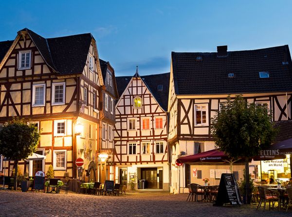 Produktbild: CALVENDO Puzzle LINZ AM RHEIN 2000 Teile Lege-Gr&ouml;&szlig;e 90 x 67 cm Foto-Puzzle Bild von U boeTtchEr
