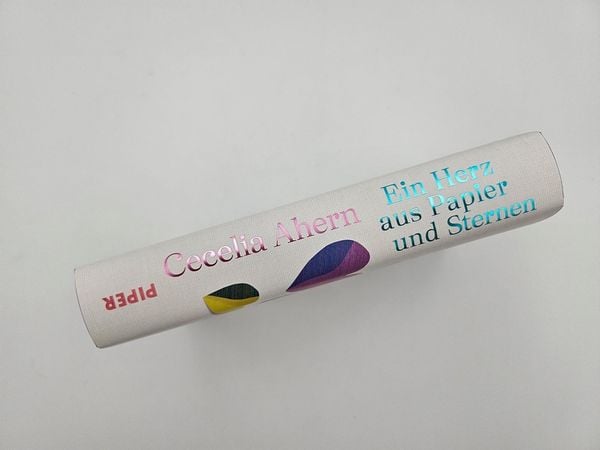 Produktbild: Ein Herz aus Papier und Sternen