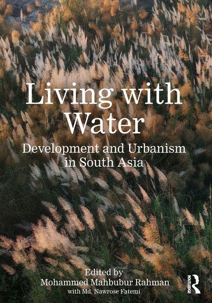 Produktbild: Living with Water