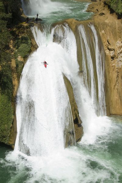 Chasing Niagara