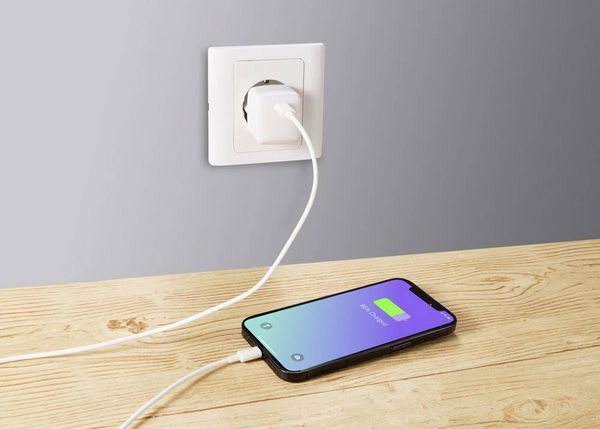 Produktbild: Renkforce USB-Kabel USB 2.0 USB-C&reg; Stecker, Apple Lightning Stecker 1.00 m Wei&szlig; (frosted) RF-5724078