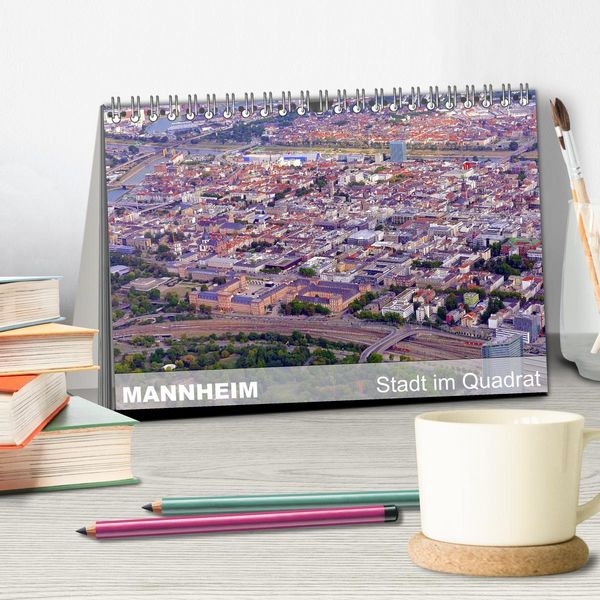 Produktbild: Mannheim - Stadt im Quadrat (Tischkalender 2026 DIN A5 quer), CALVENDO Monatskalender