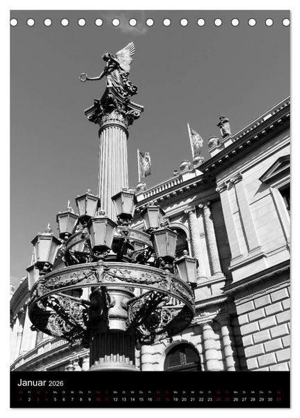 Produktbild: Prag - Die goldene Stadt in monochrom (Tischkalender 2026 DIN A5 hoch), CALVENDO Monatskalender