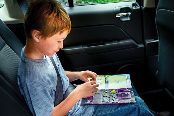 Produktbild: ThinkFun Minecraft: Das Magnetische-Reisespiel - Logikspiel ab 8 Jahre